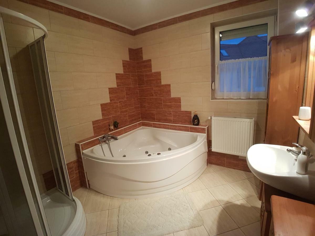 Villa Bellanova Hajduszoboszlo Luaran gambar