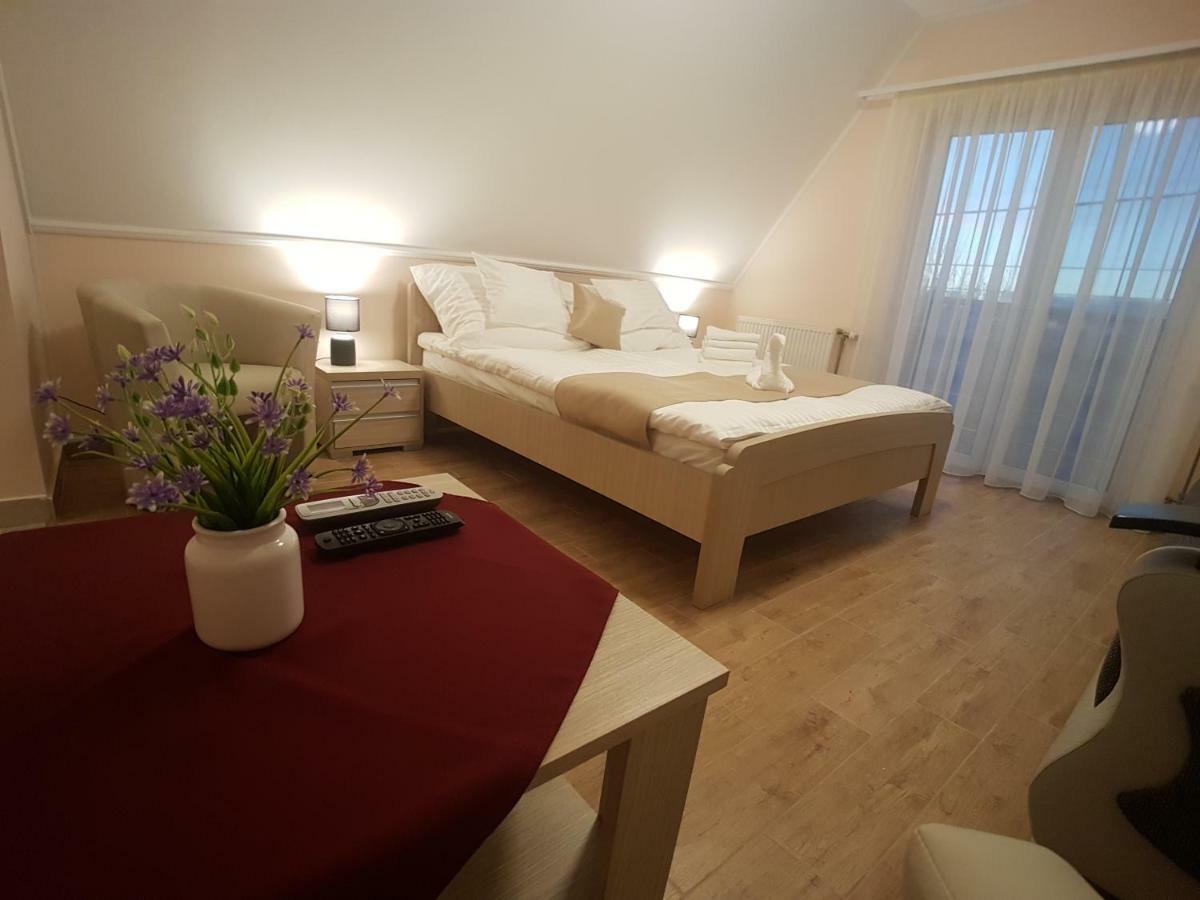 Villa Bellanova Hajduszoboszlo Luaran gambar