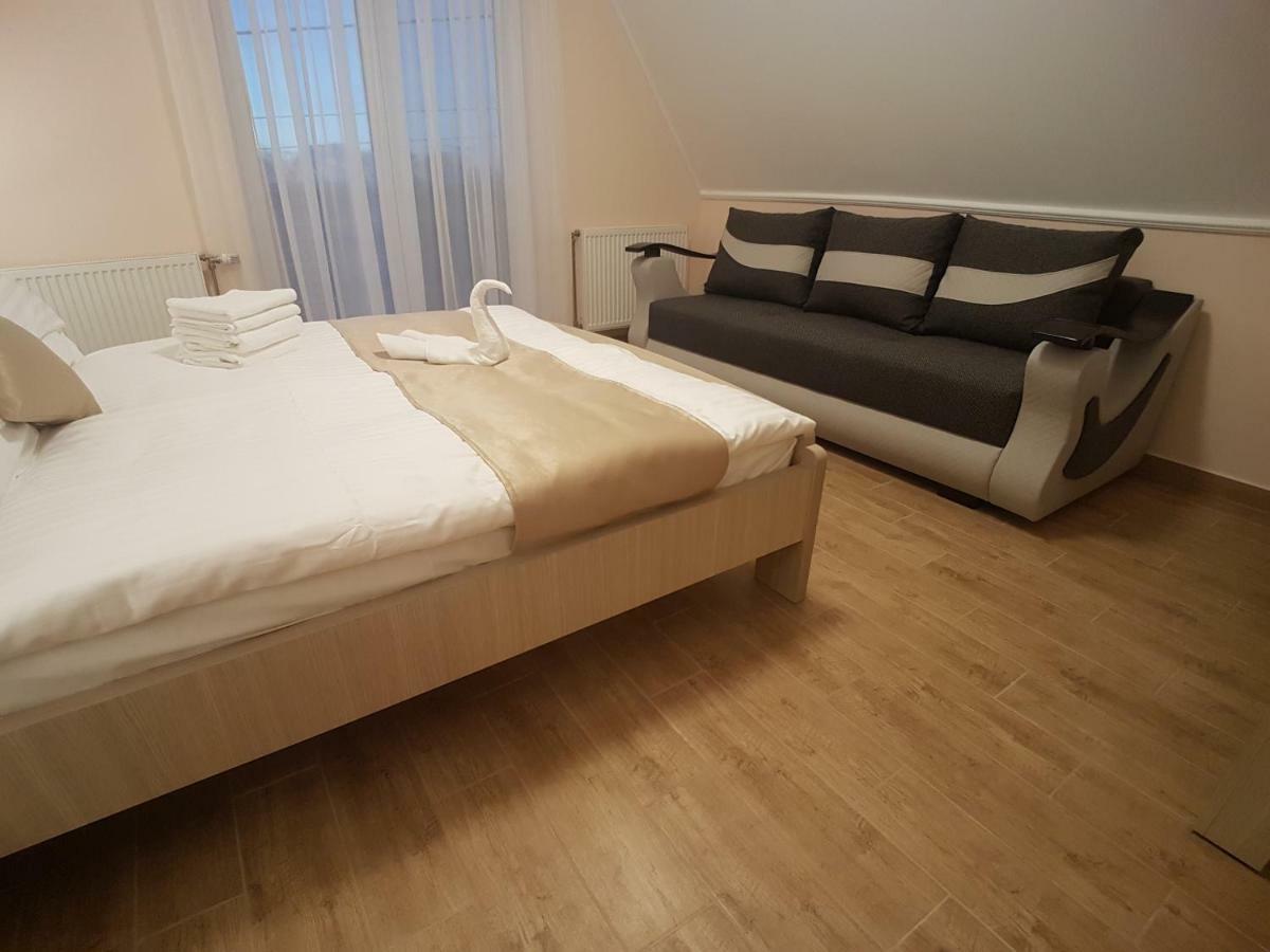 Villa Bellanova Hajduszoboszlo Luaran gambar