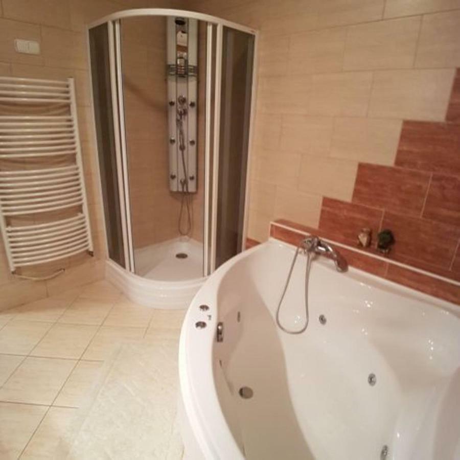 Villa Bellanova Hajduszoboszlo Luaran gambar